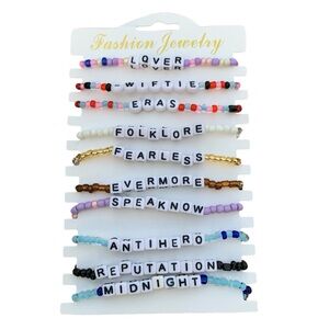 Set a 10 beaded bracelet